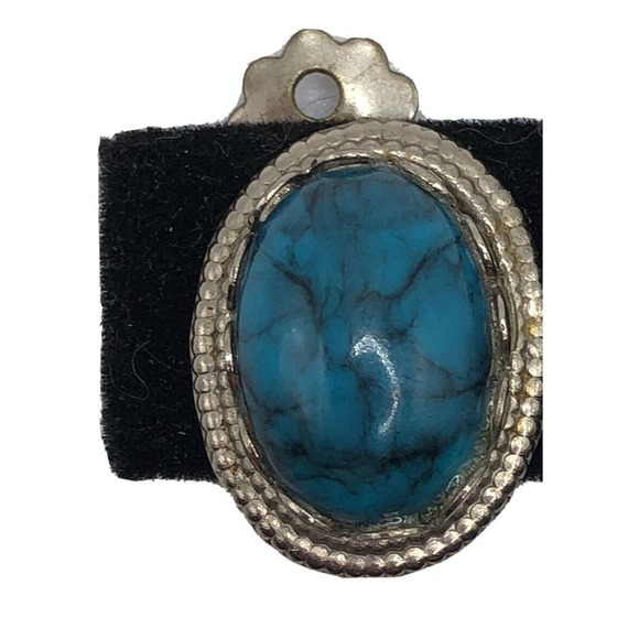 Vintage Earrings Clip On Silver Tone Oval Faux Turquoise Cabochon 3/4" - Picture 4 of 7